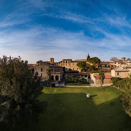Il Monastero Di Bevagna Bed & Breakfast Exterior foto