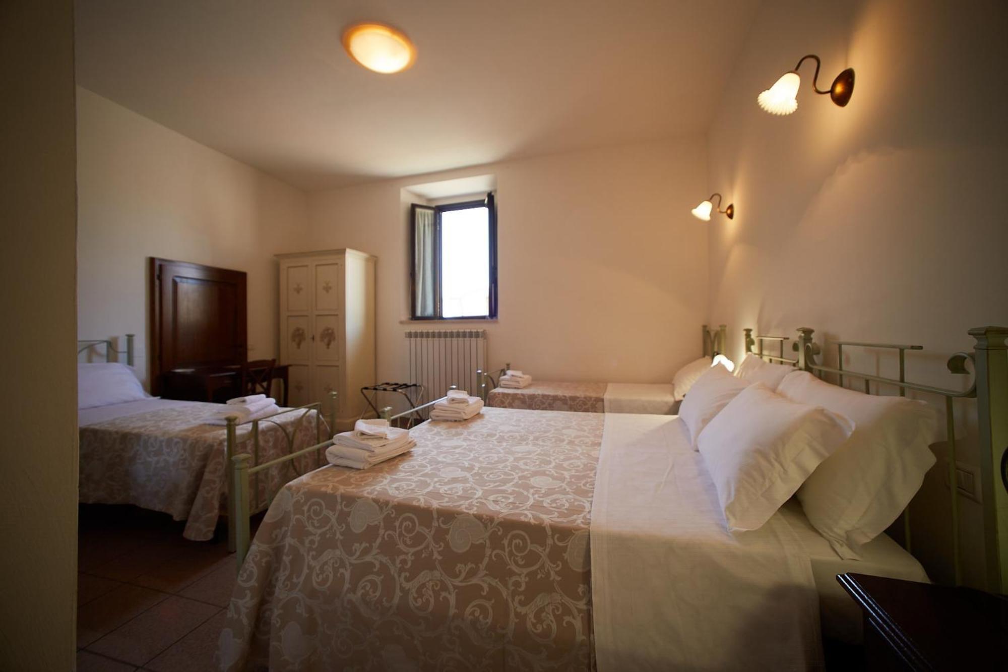 Il Monastero Di Bevagna Bed & Breakfast Exterior foto