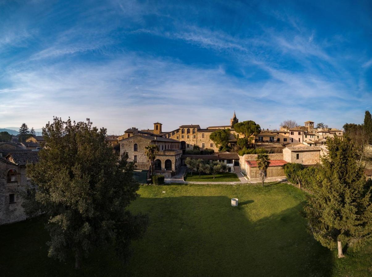 Il Monastero Di Bevagna Bed & Breakfast Exterior foto